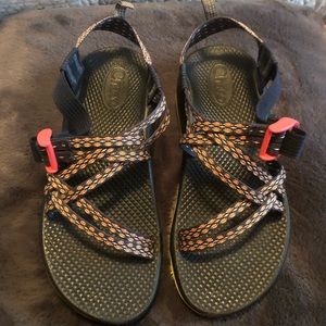 Kids chacos